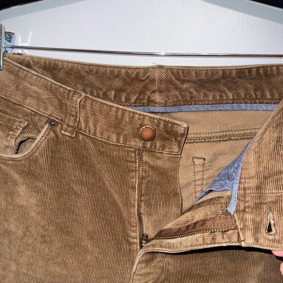 L.L. Bean Womens Favorite Fit Brown Corduroy Pants Size 6 - Picture 4 of 6